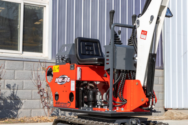 รถขุดตีนตะขาบขนาดเล็ก 1 ตัน รุ่น HW08 ( Mini Crawler Excavator ) - Image 2