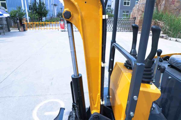 รถขุดตีนตะขาบขนาดเล็ก 1 ตัน รุ่น HW10 ( Mini Crawler Excavator ) - Image 12