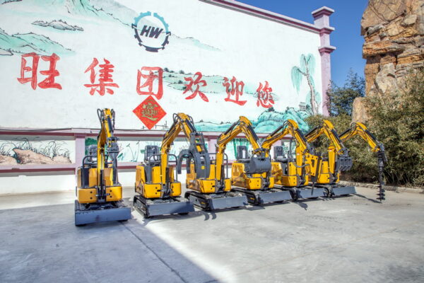 รถขุดตีนตะขาบขนาดเล็ก 1 ตัน รุ่น HW10 ( Mini Crawler Excavator ) - Image 4